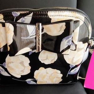 New Beautiful Betsey Johnson crossbody